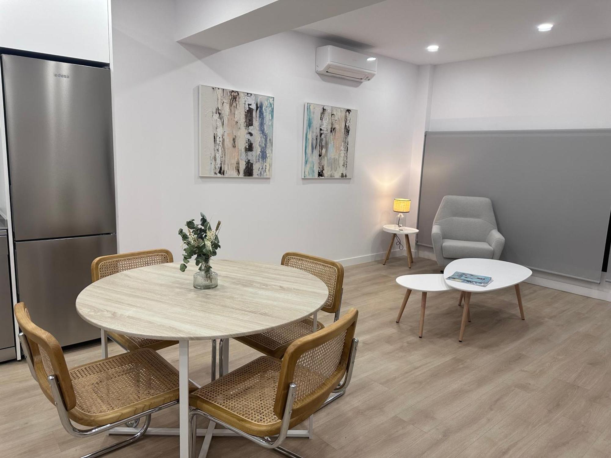 Apartamentos Paseo De La Estacion Salamanca Kültér fotó